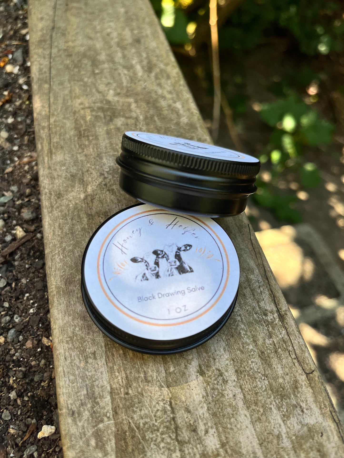 Black Drawing Salve